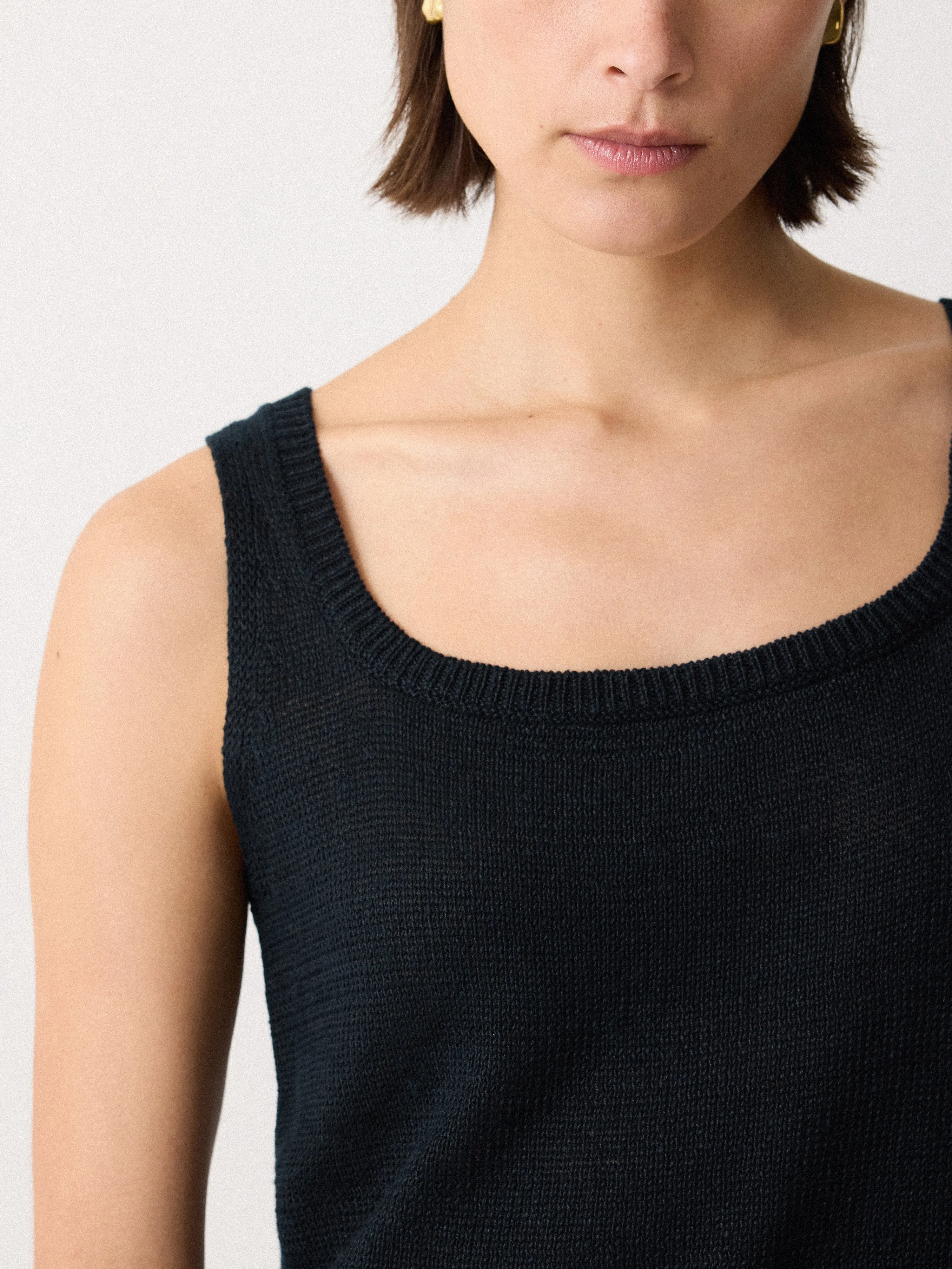 Linen Square Neck Knitted Vest | Navy