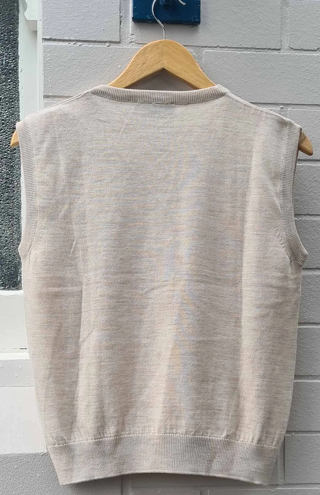 Sample: Unisex Merino Knit Vest (size XL)