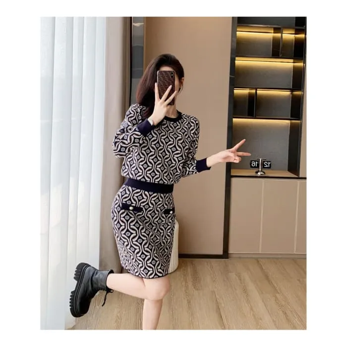 Set: Crew Neck Patterned Sweater   High Waist Mini Pencil Skirt